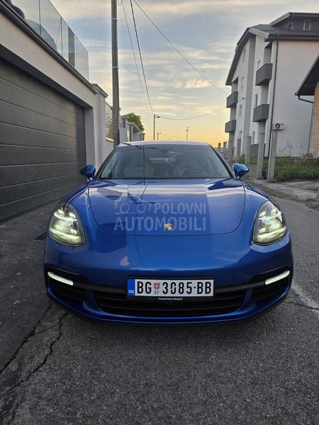 Porsche Panamera 4S E hybrid