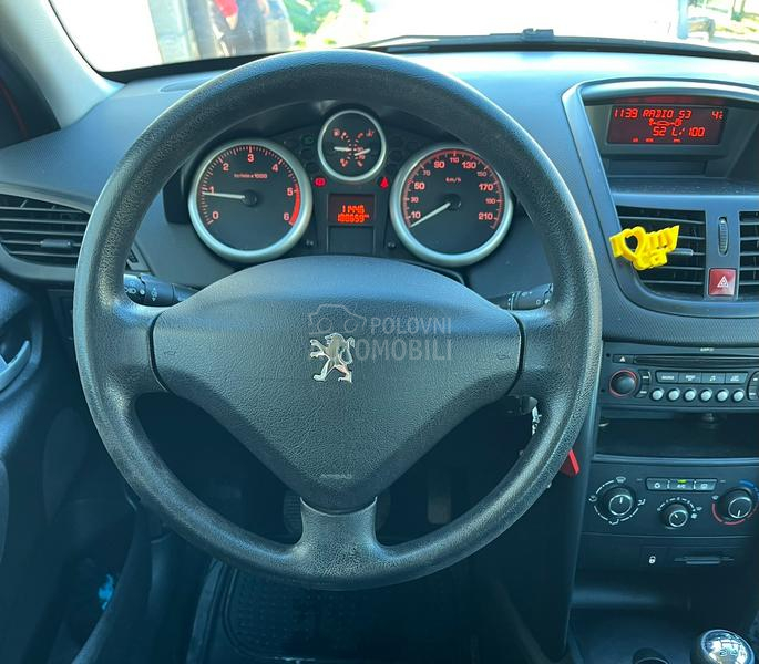 Peugeot 207 1.4 HDI