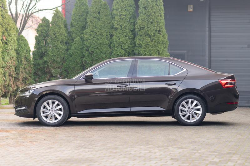 Škoda Superb DSG/190