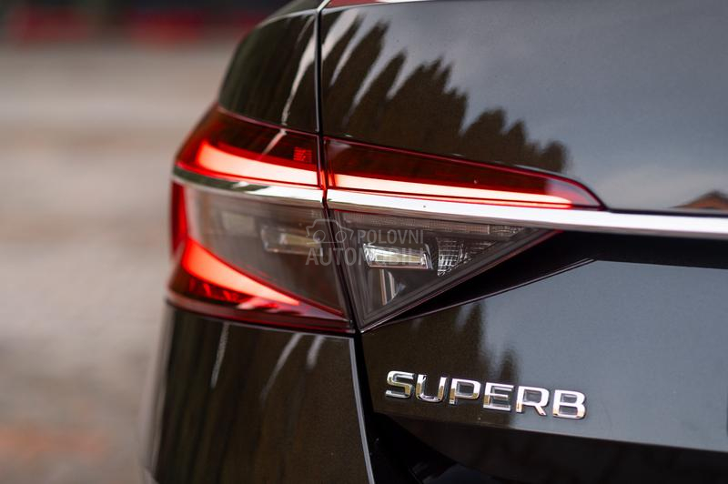 Škoda Superb DSG/190