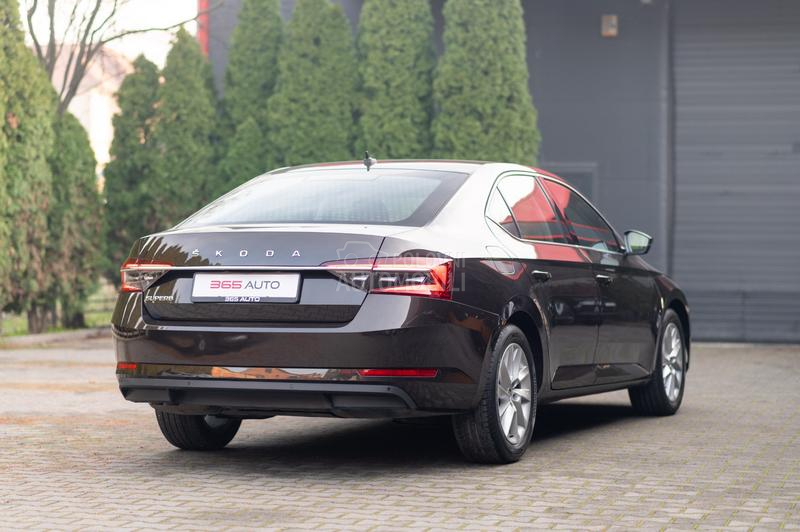 Škoda Superb DSG/190