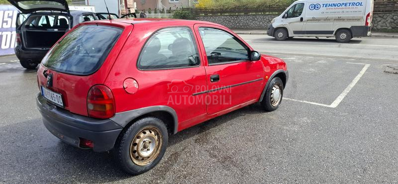 Opel Corsa B 
