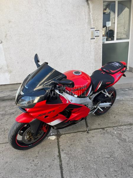 Kawasaki zx9R