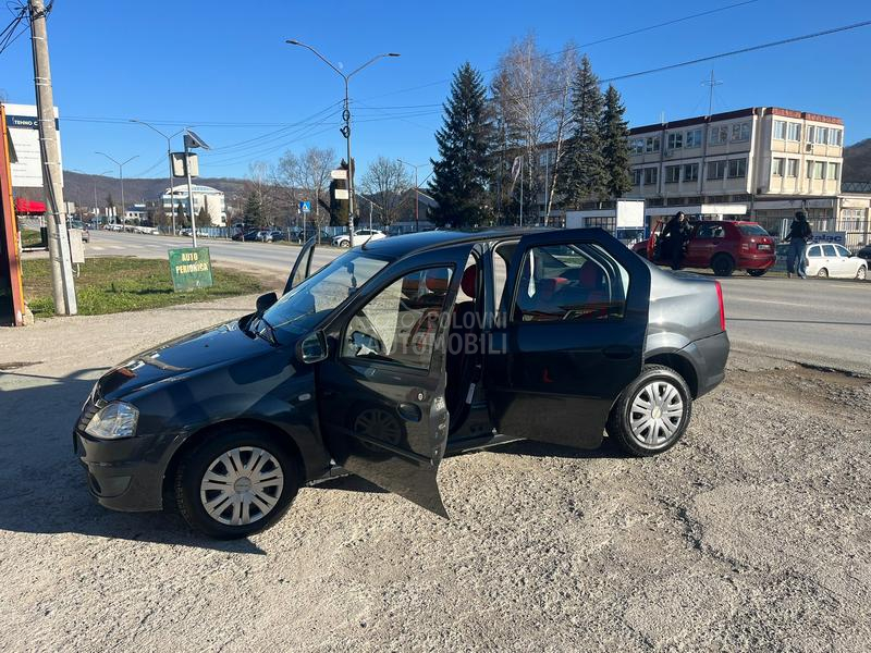 Dacia Logan 