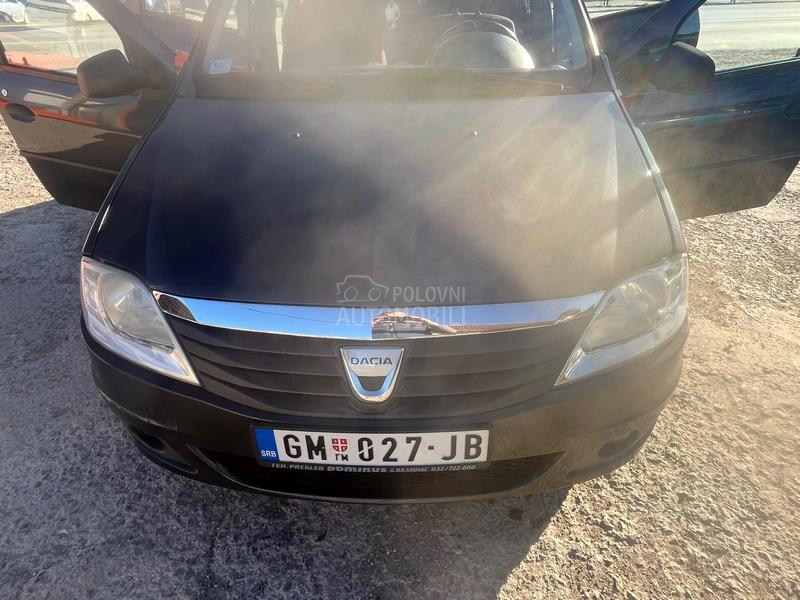 Dacia Logan 