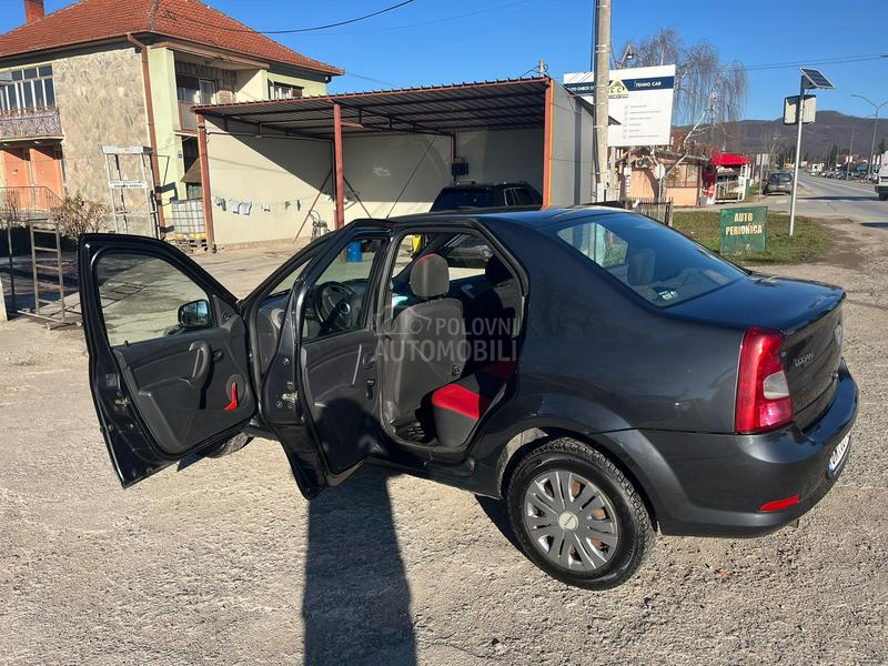 Dacia Logan 