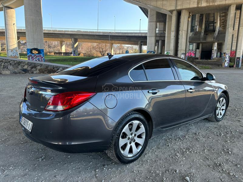 Opel Insignia 2.0 cdti MATIK NAV