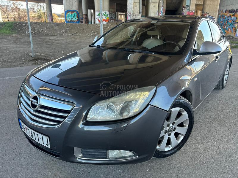 Opel Insignia 2.0 cdti MATIK NAV