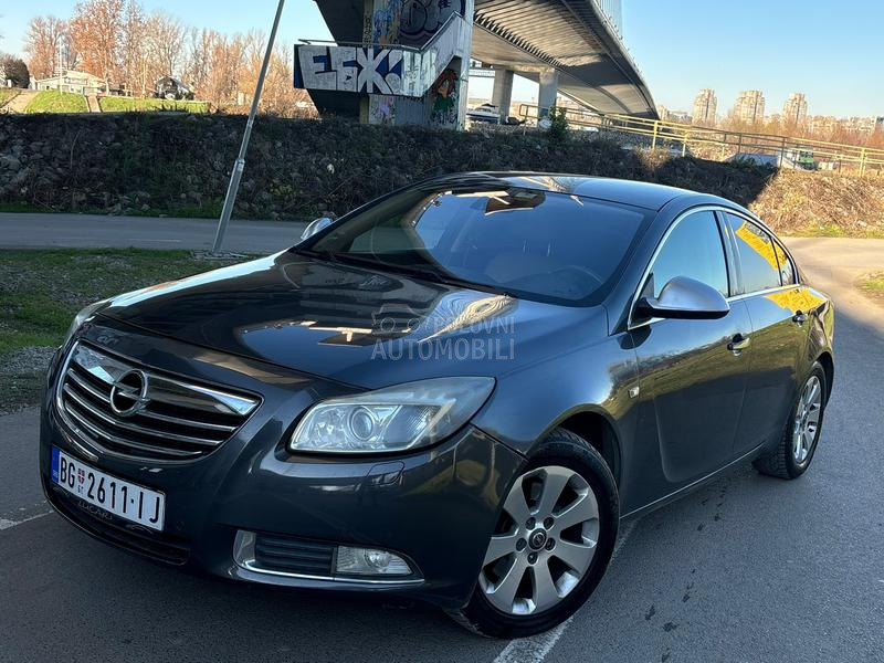 Opel Insignia 2.0 cdti MATIK NAV