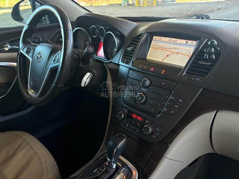 Opel Insignia 2.0 cdti MATIK NAV