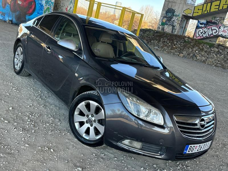 Opel Insignia 2.0 cdti MATIK NAV