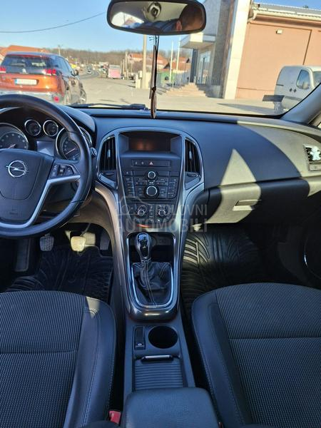 Opel Astra J 1.4 Turbo