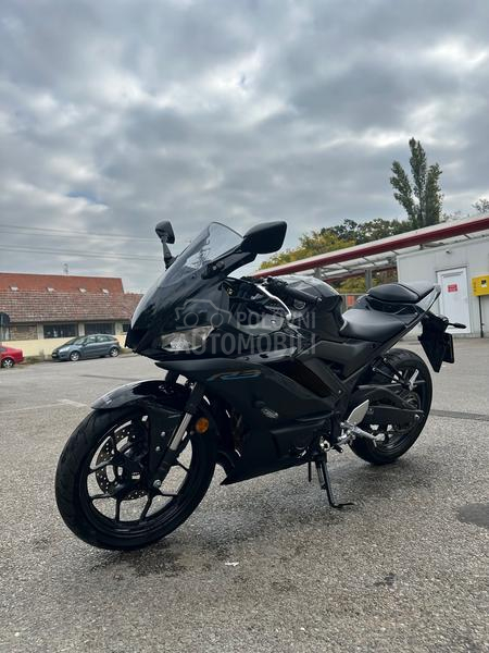 Yamaha R3