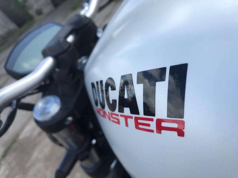 Ducati Moster 821