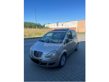 Lancia Musa 1.9 jtd
