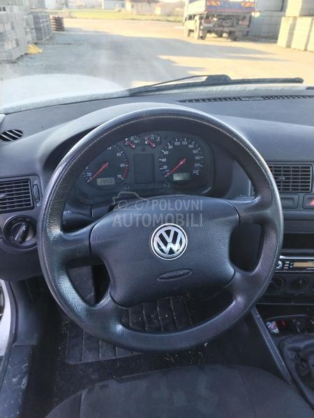 Volkswagen Golf 4 1.4 16v