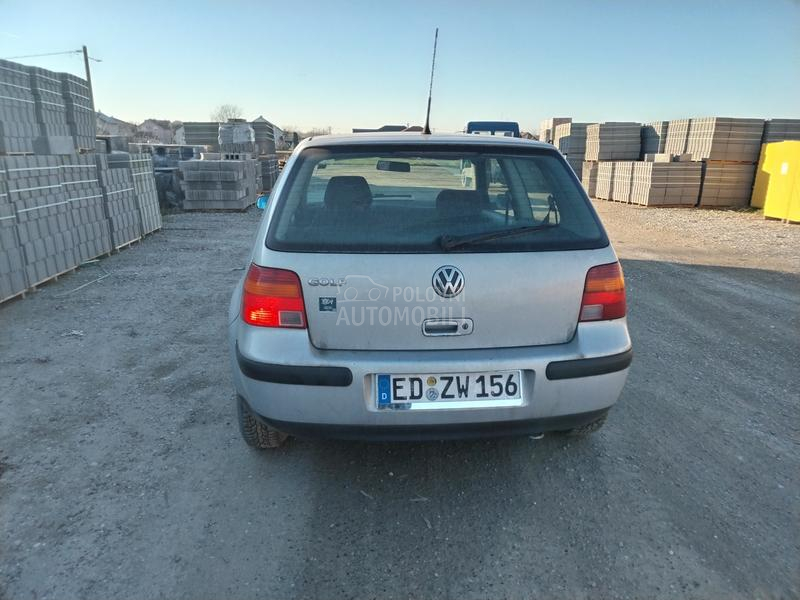 Volkswagen Golf 4 1.4 16v