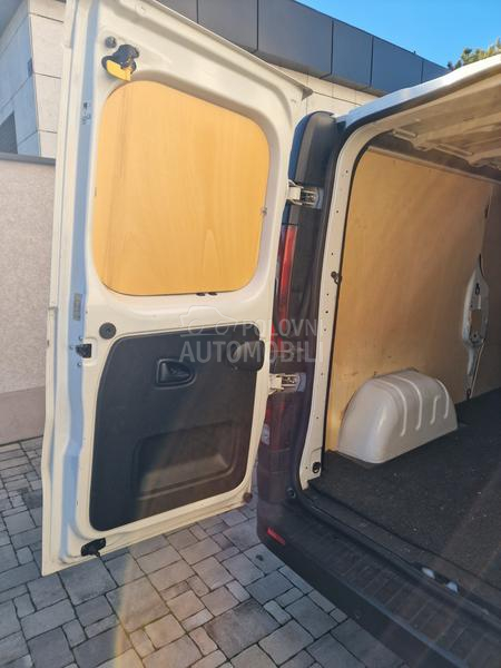 Renault Trafic 2.0dci H1L2