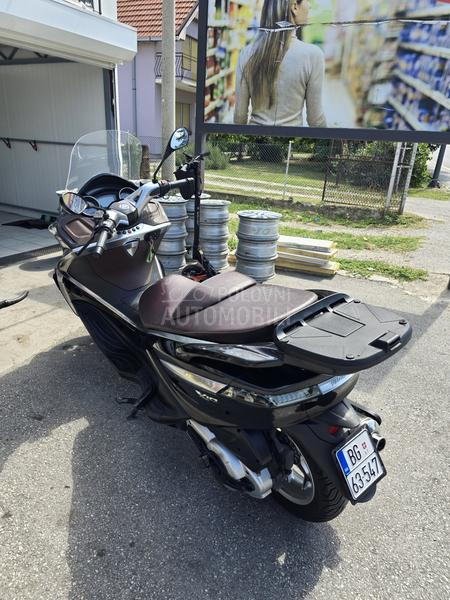 Piaggio X10 Executive Abs