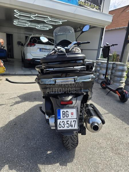 Piaggio X10 Executive Abs