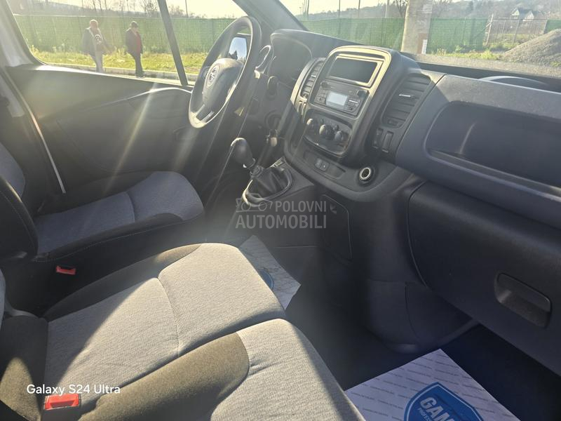 Opel Vivaro 