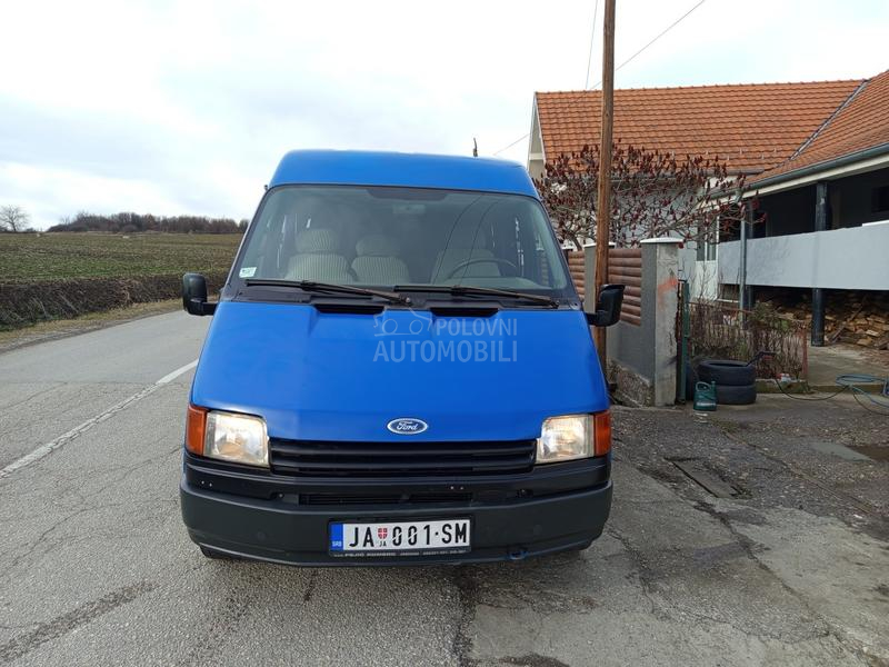 Ford Transit 