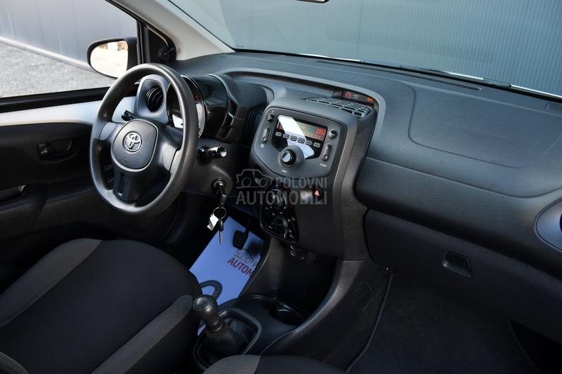 Toyota Aygo 1.0 VVTI / N0VA / CH