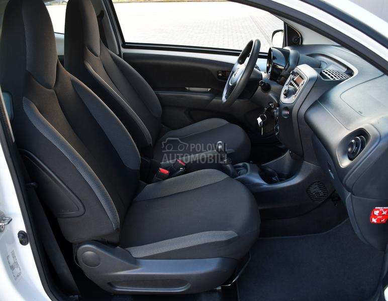 Toyota Aygo 1.0 VVTI / N0VA / CH