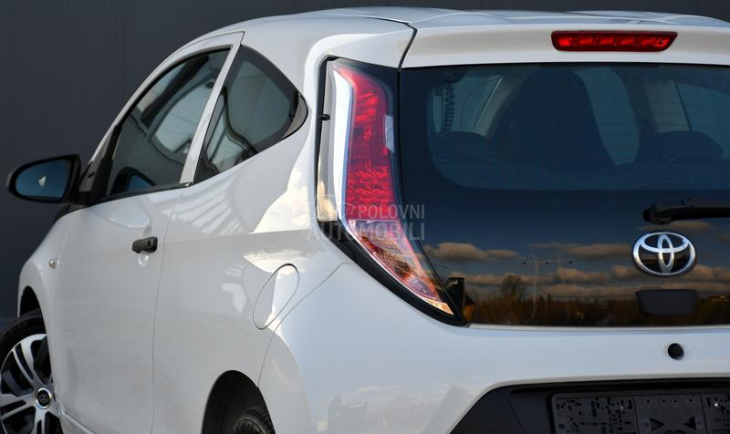 Toyota Aygo 1.0 VVTI / N0VA / CH