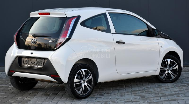 Toyota Aygo 1.0 VVTI / N0VA / CH