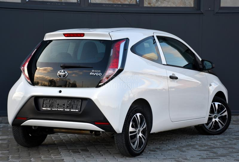 Toyota Aygo 1.0 VVTI / N0VA / CH