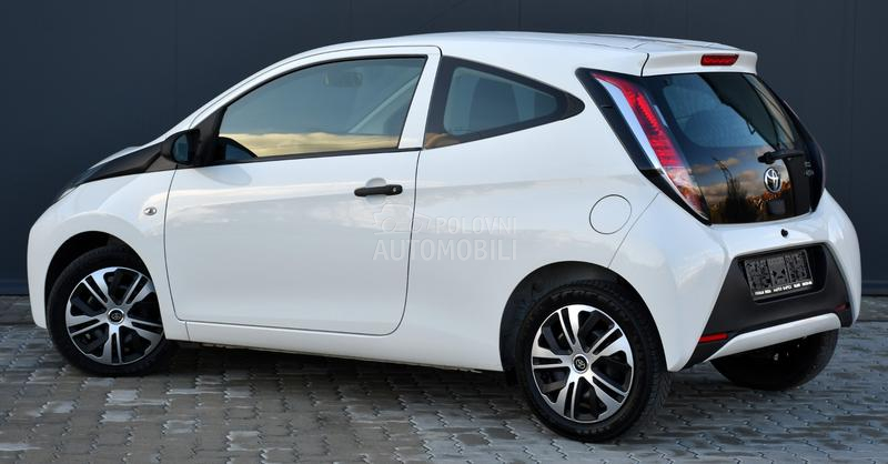 Toyota Aygo 1.0 VVTI / N0VA / CH