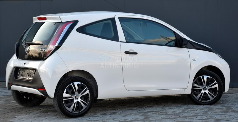 Toyota Aygo 1.0 VVTI / N0VA / CH