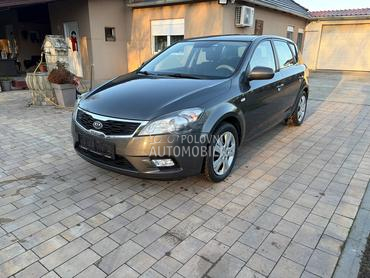 Kia cee`d 1.4