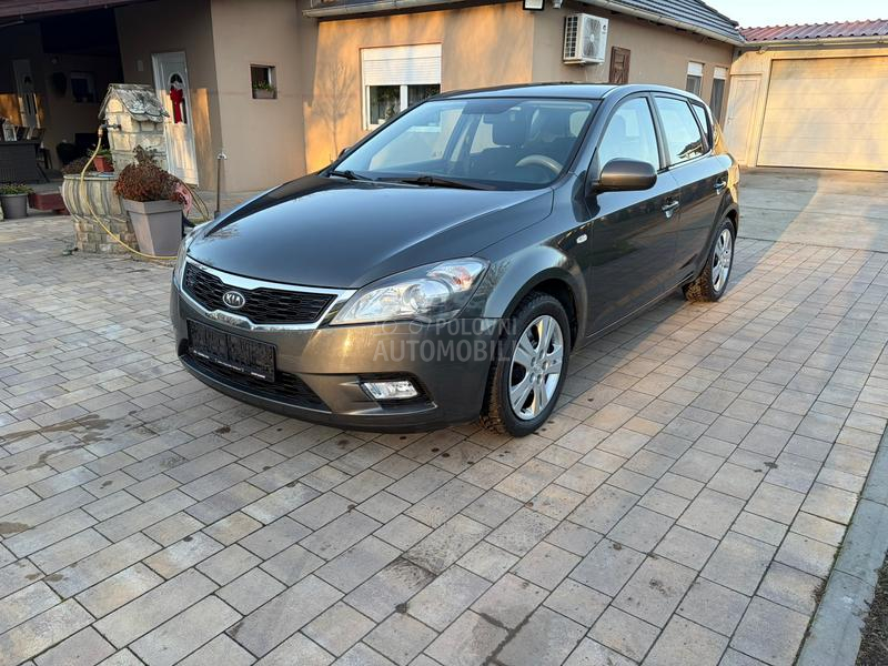 Kia cee`d 1.4