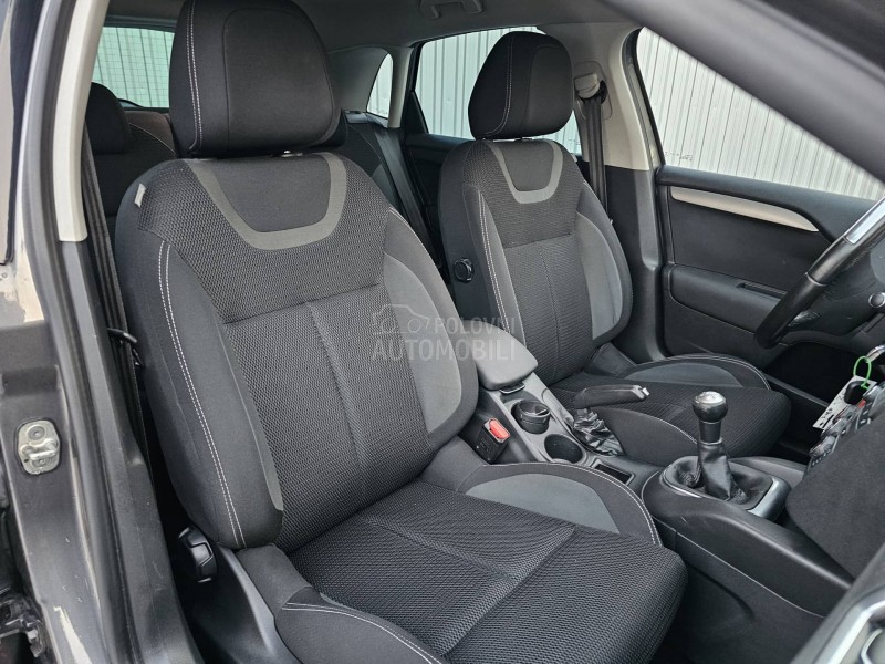 Citroen C4 1.6eHDi/N A V I/LED/