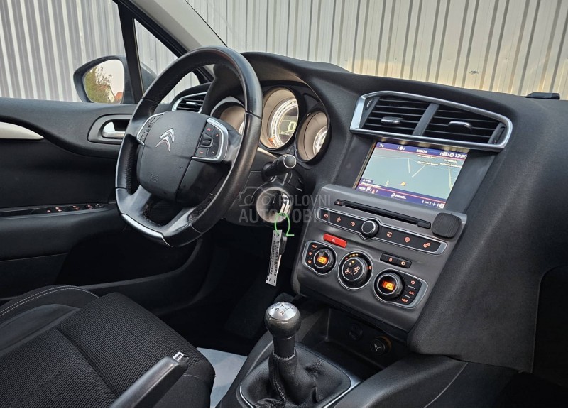 Citroen C4 1.6eHDi/N A V I/LED/