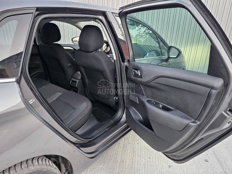Citroen C4 1.6eHDi/N A V I/LED/