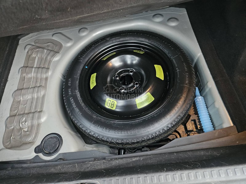 Citroen C4 1.6eHDi/N A V I/LED/