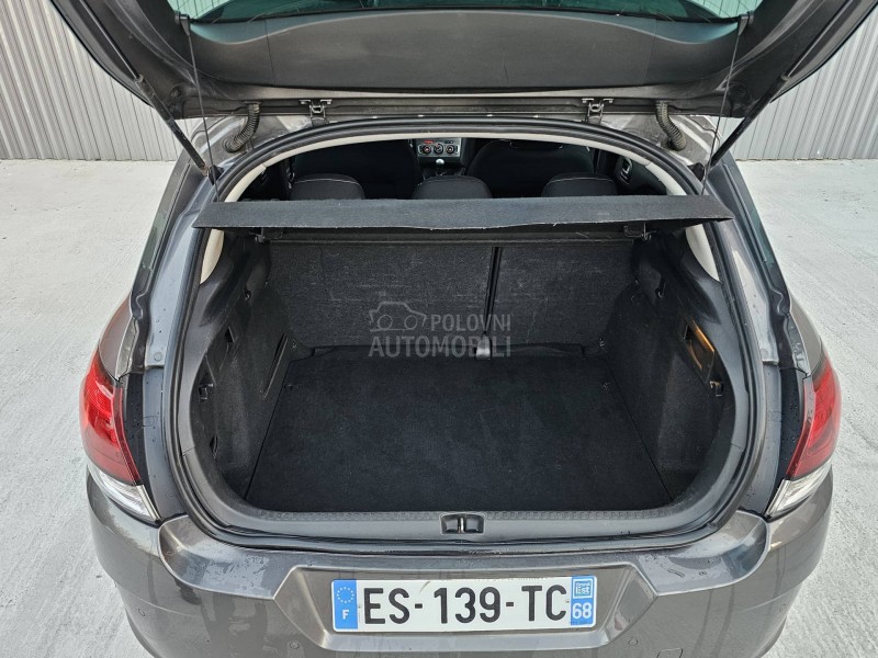 Citroen C4 1.6eHDi/N A V I/LED/