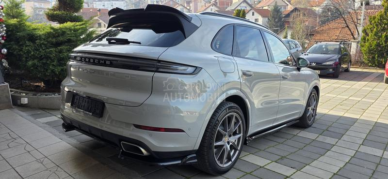 Porsche Cayenne hybrid