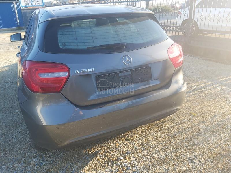 Mercedes Benz A 200 