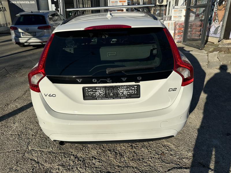 Volvo V60 2.0 D2 EXCLUSIVE