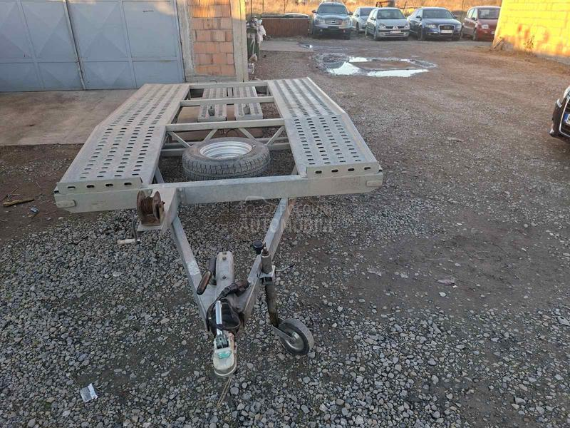 Niewiadow auto prikolica