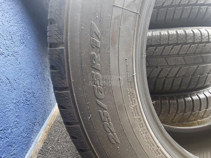 Toyo 225/65 R17 Zimska