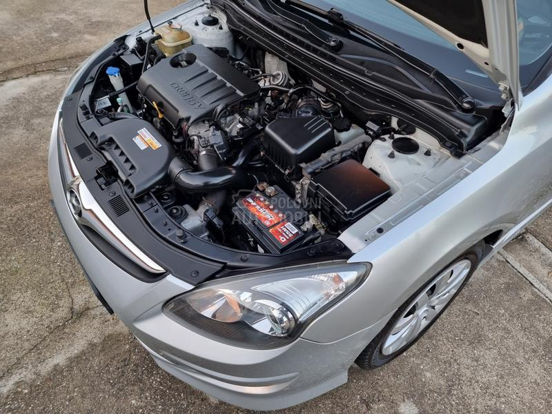Hyundai i30 1.6CRDI PERFFEKTAN