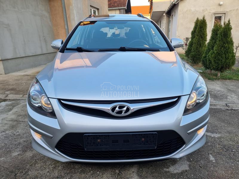 Hyundai i30 1.6CRDI PERFFEKTAN
