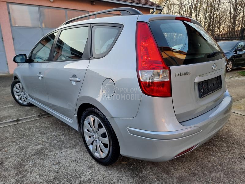 Hyundai i30 1.6CRDI PERFFEKTAN