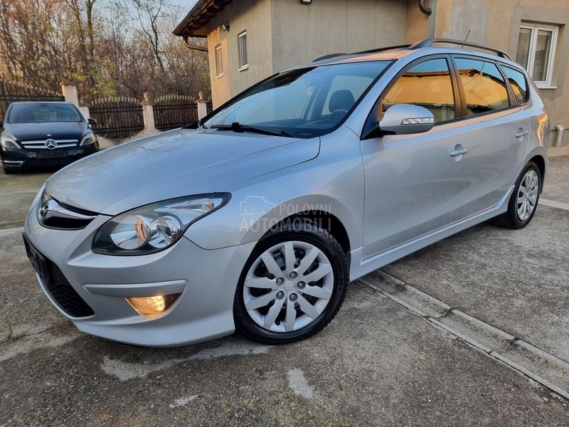 Hyundai i30 1.6CRDI PERFFEKTAN