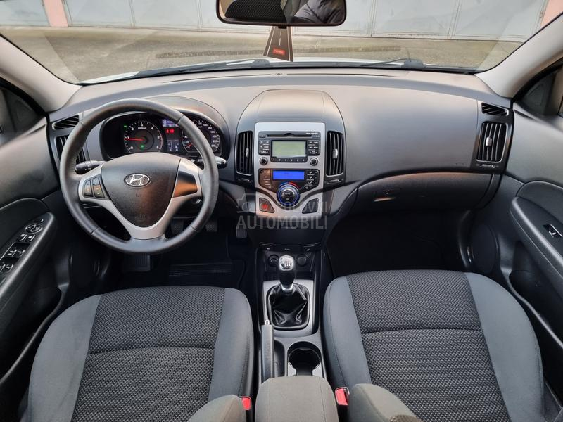 Hyundai i30 1.6CRDI PERFFEKTAN